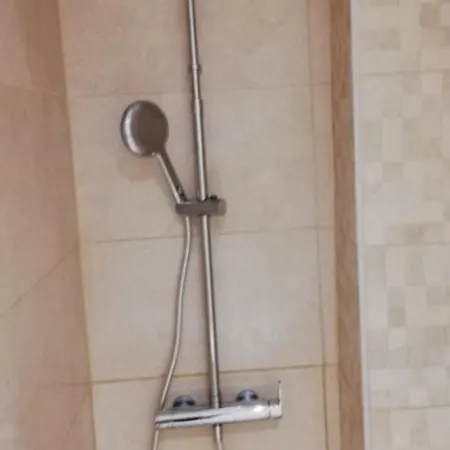 σαν το σπίτι σας 3 *